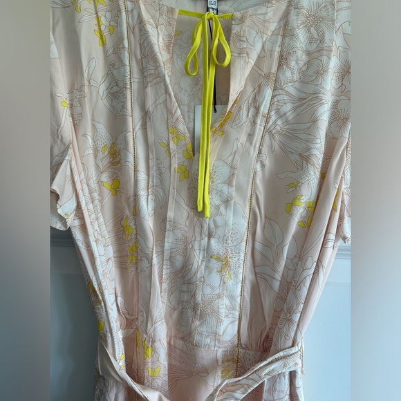 REISS Carlotta Belted Flippy Dress - Picture 9 of 12